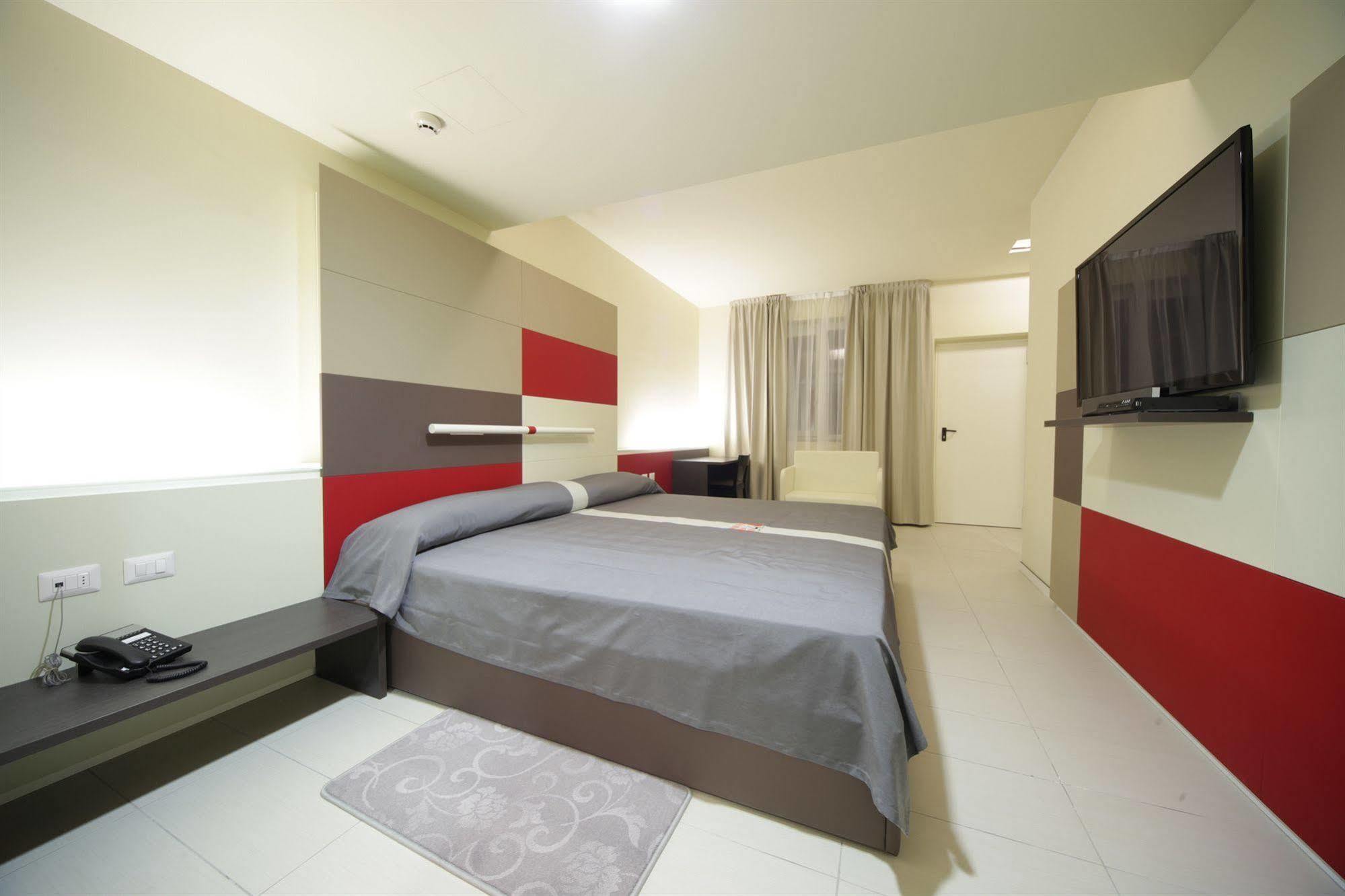Motel Autosole Vip Castelnuovo Scrivia Екстериор снимка