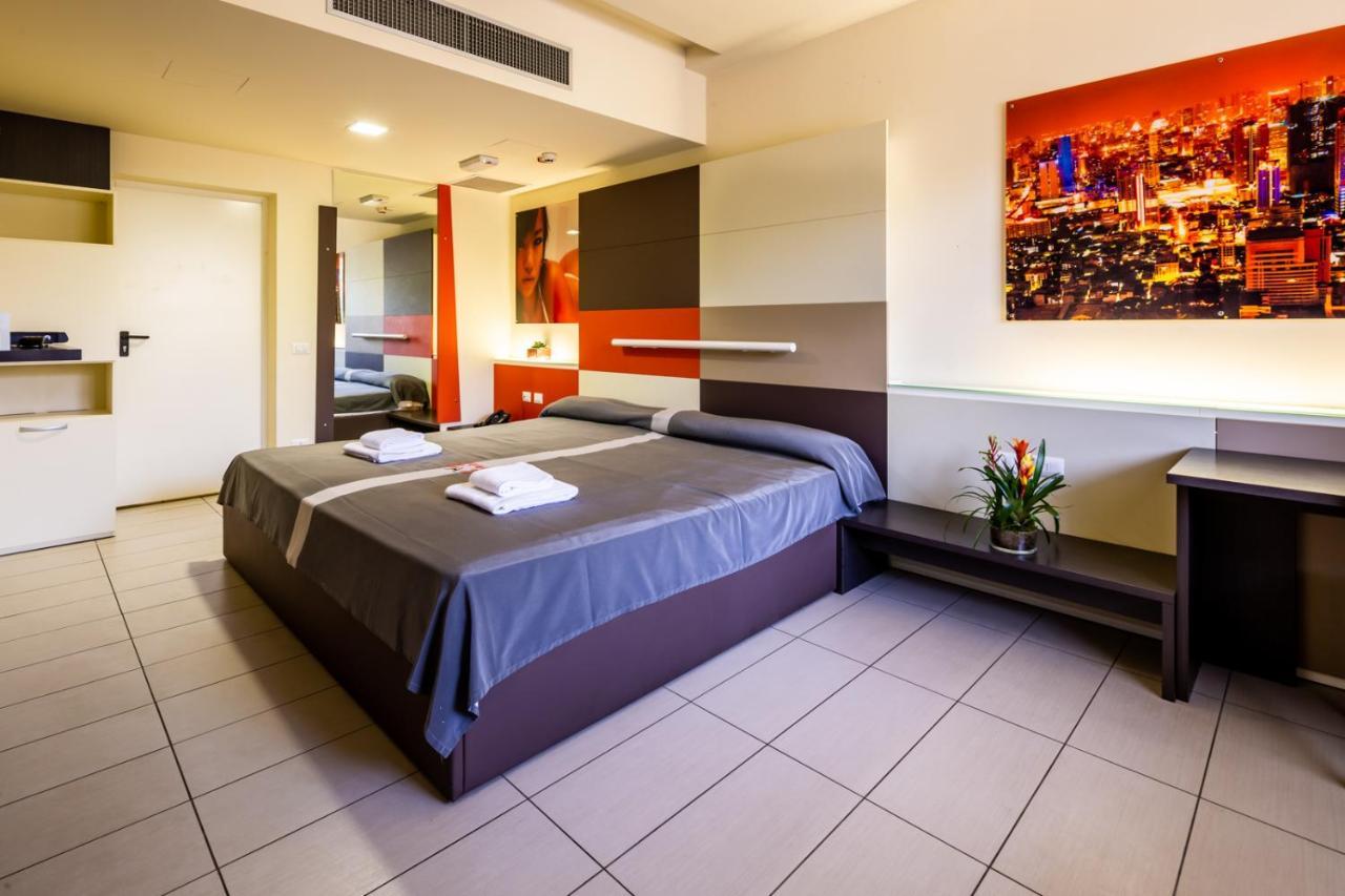 Motel Autosole Vip Castelnuovo Scrivia Екстериор снимка